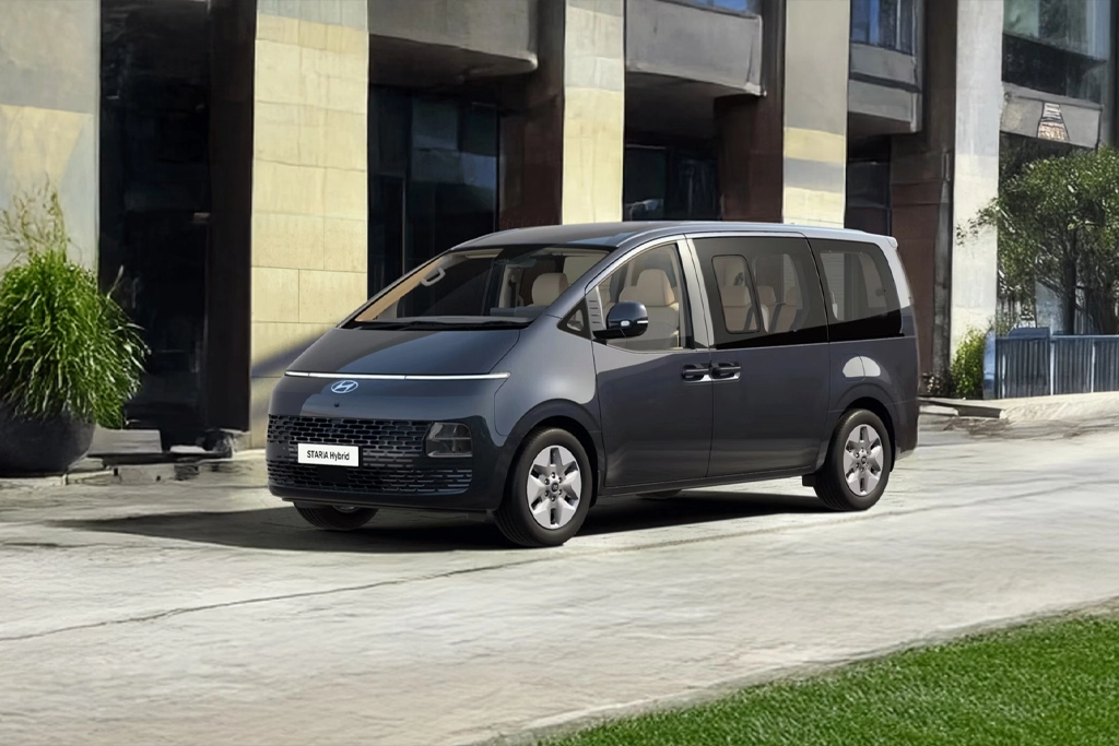 hyundai_staria_banner_1471069480.webp